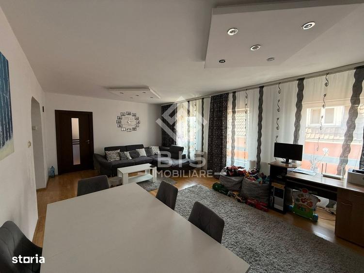Apartament cu 4 camere în Central