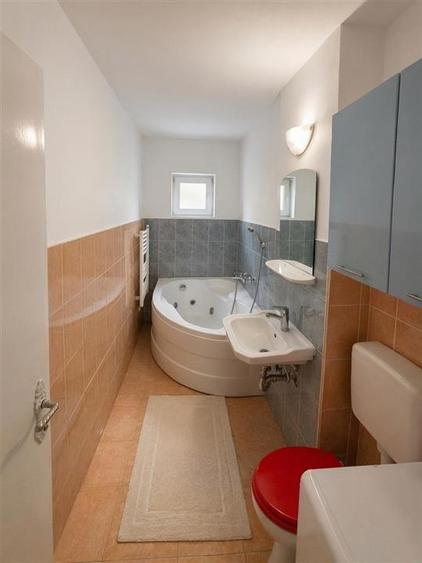 Apartament cu 2 camere semidecomandat în Rogerius