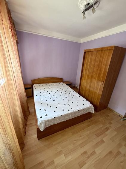 Etaj 1, aprtm 2 camere, Radu Negru, langa Piata - 8