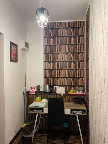 Apartament cu 2 camere semidecomandat, mobilat în Siloz