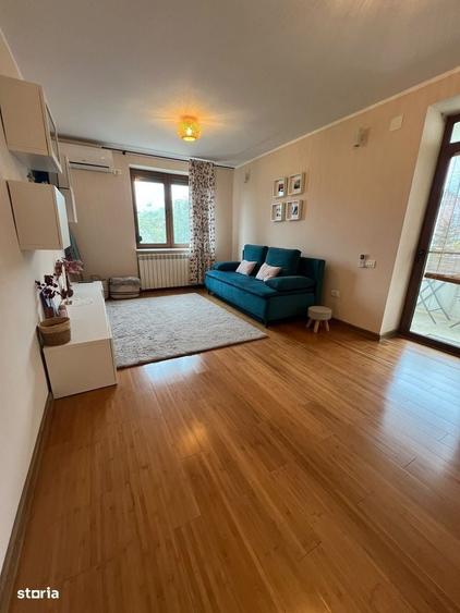 Apartament cu 2 camere decomandat în Cazino