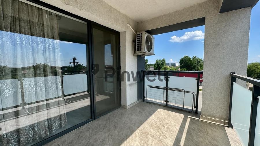 Apartament cu 3 camere decomandat, mobilat în Central