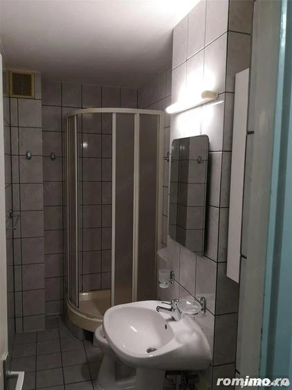 Garsonieră decomandată în Gării