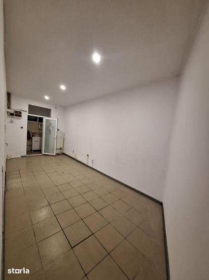 Spațiu comercial, de 66 mp, în Piața Centrală