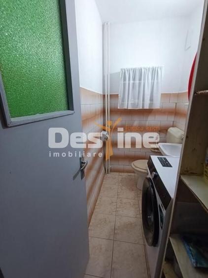 Apartament 3 camere, decomandat, metrou Dristor2 - 2