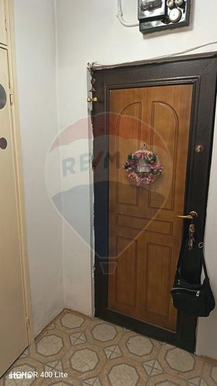 Garsonieră, mobilată în Malu Roșu