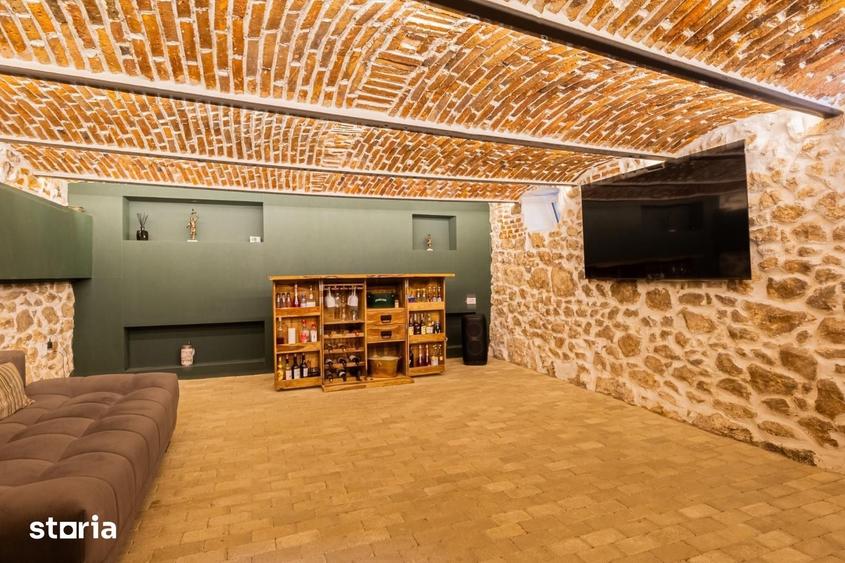 Apartament cu 4 camere în Centrul Istoric
