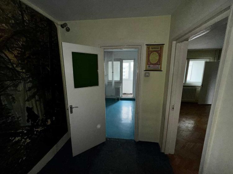 Apartament cu 2 camere semidecomandat în Abator