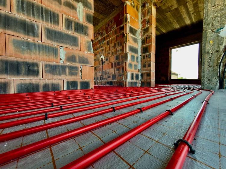 Casă individuală cu 5 camere cu Teren 400 Mp în Ultracentral