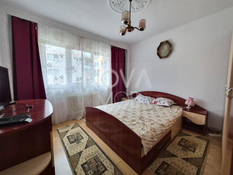 Apartament 3 camere de inchiriat - Vasile Aaron - 4