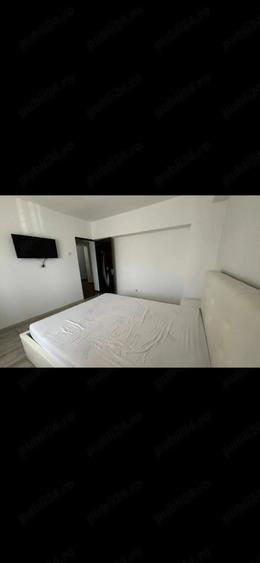 Apartament cu 2 camere decomandat în Apărătorii Patriei