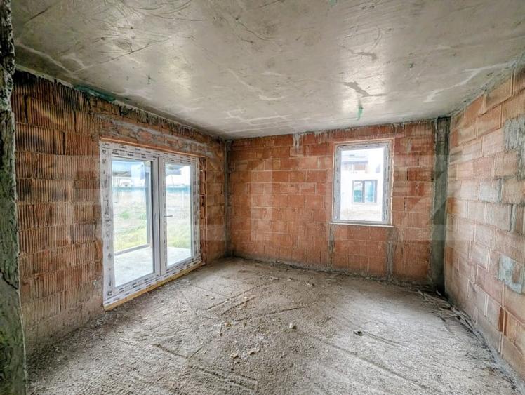 Casă modernă si spatioasa P+M in Vorovesti – finisaje la alegerea ta! - 4
