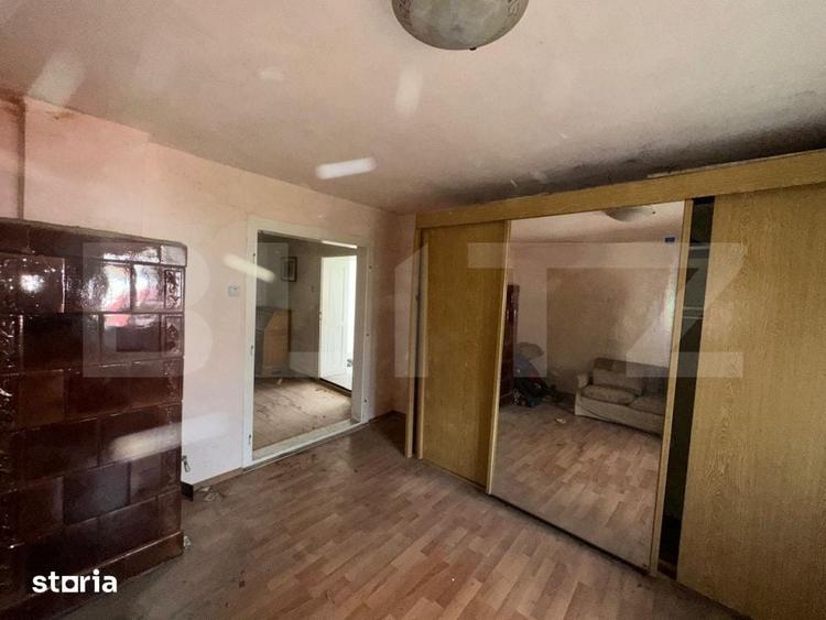 Casă cu 7 camere cu Teren 2500 Mp în Rapoltu Mare