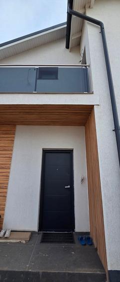 Casă individuală cu 5 camere cu Teren 386 Mp în Berceni