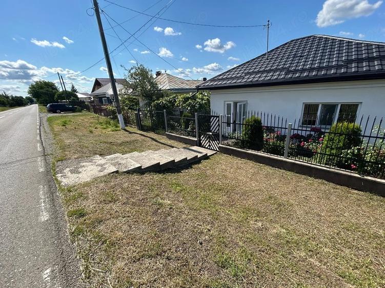 Casă cu Teren 80 Mp în Topolița