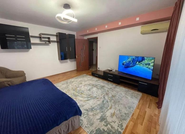 Apartament cu 2 camere decomandat în Vitan Mall
