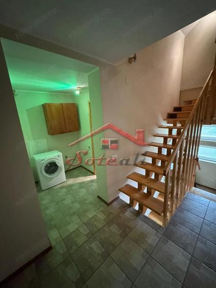 Casă cu Teren 2404 Mp în Cornu