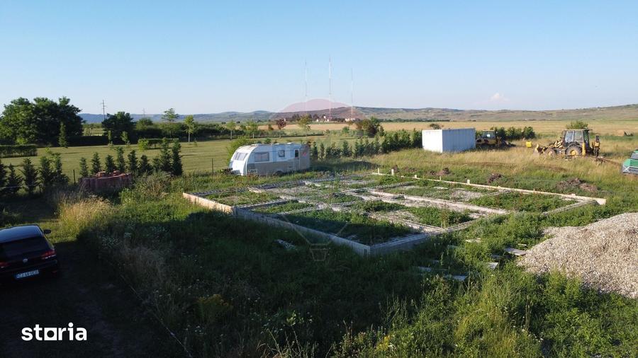Teren de 2263 mp, în Jucu