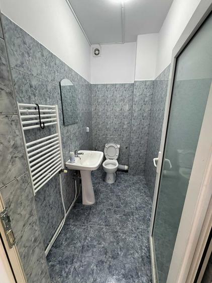 Spațiu comercial, de 120 mp, în Central