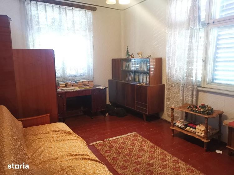 Casă cu 4 camere în Ultracentral