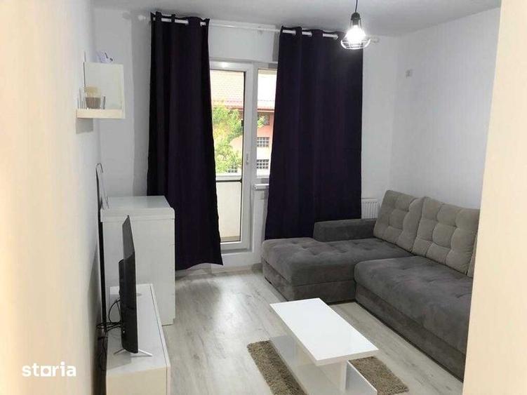 Garsonieră decomandată în Central