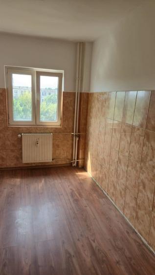 Apartament cu 2 camere decomandat în Lujerului
