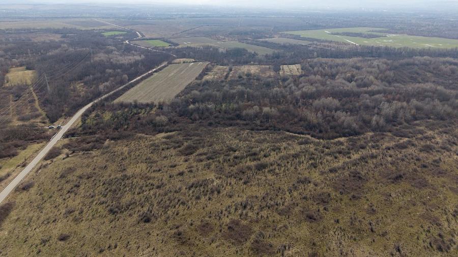 Teren agricol extravilan de 952372 mp, în Constantin Daicoviciu