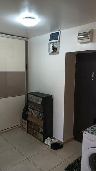 Apartament cu 2 camere semidecomandat în Titan