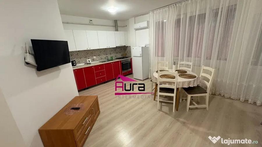 Apartament cu 3 camere decomandat în E3