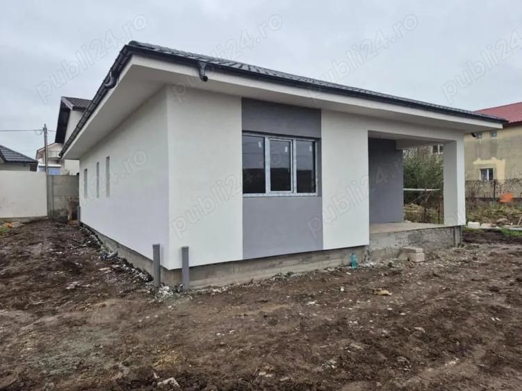 Casă cu 4 camere cu Teren 300 Mp în Central