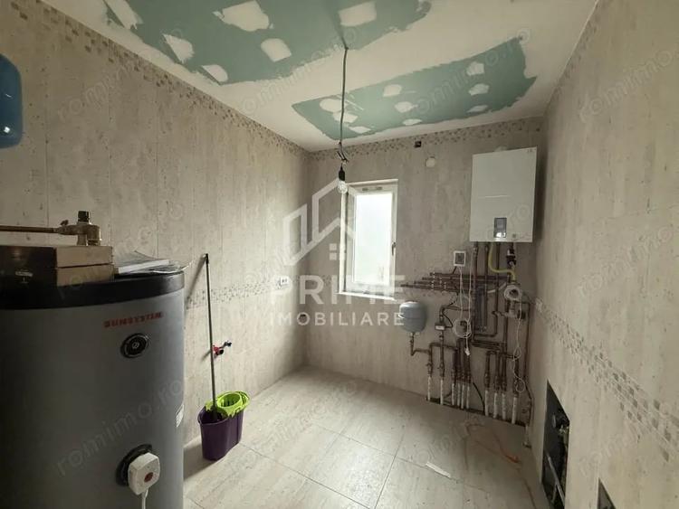 Casă cu 5 camere cu Teren 710 Mp în Ciugud