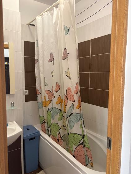 Apartament cu 2 camere decomandat în Exterior Vest