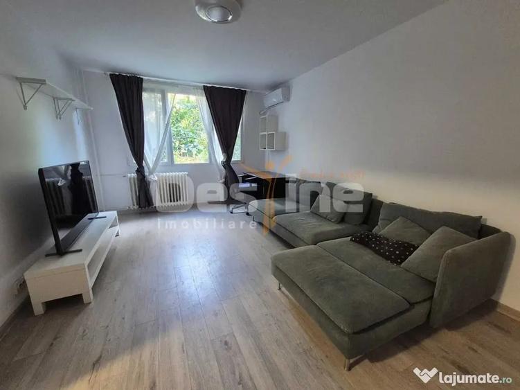 Apartament cu 4 camere decomandat în Lujerului