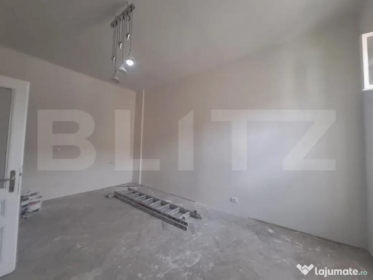 Apartament cu 4 camere decomandat în Centrul Istoric