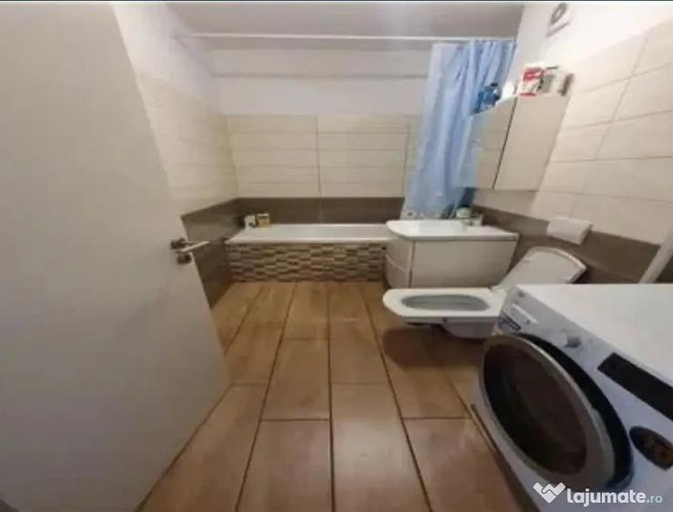 Apartament 2 camere, decomandat - zona Tractorul - 8