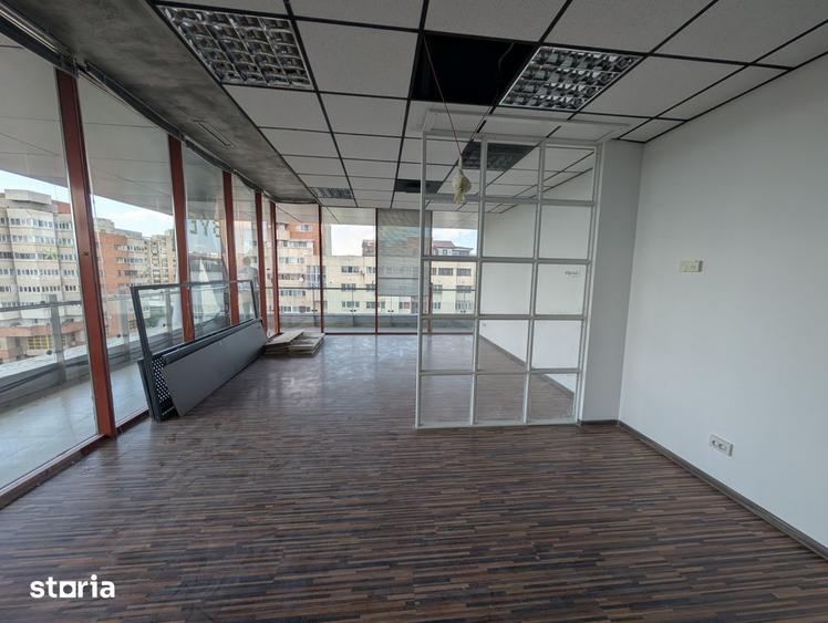 Spațiu comercial, de 140 mp, în Central