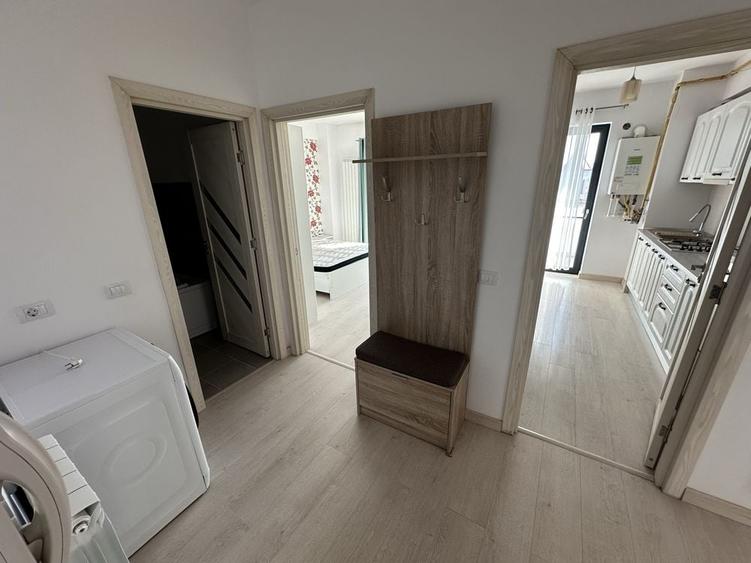 Apartament cu 2 camere decomandat în Traian