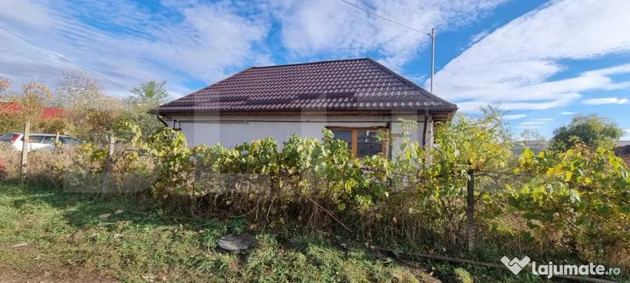 Casă cu 2 camere cu Teren 3267 Mp în Tău
