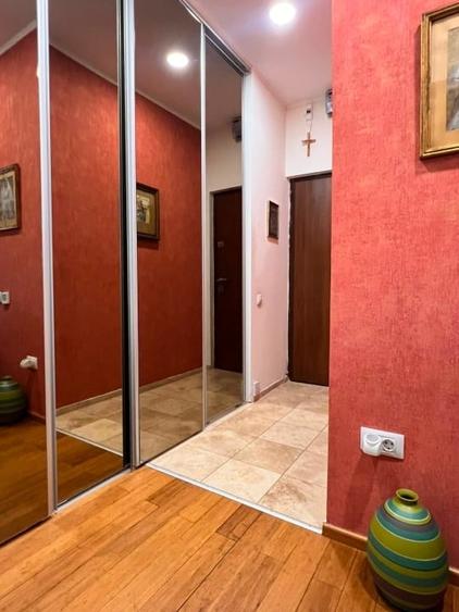 Apartament cu 2 camere semidecomandat, mobilat în Armeneasca