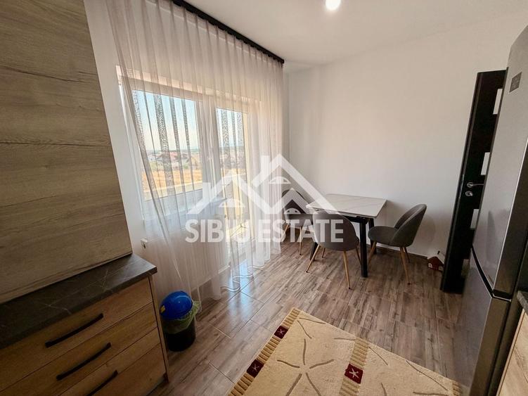 Apartament cu 2 camere decomandat, mobilat în Arhitecților - Calea Cisnădiei