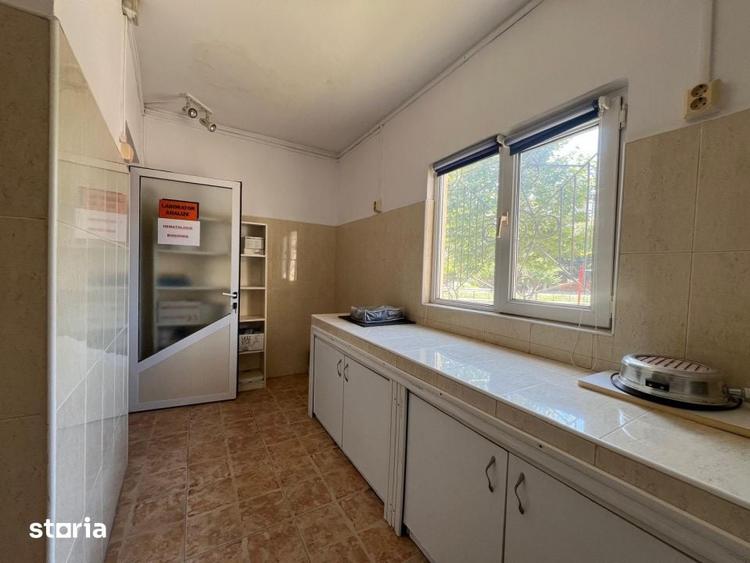 Spațiu comercial, de 160 mp, în Central