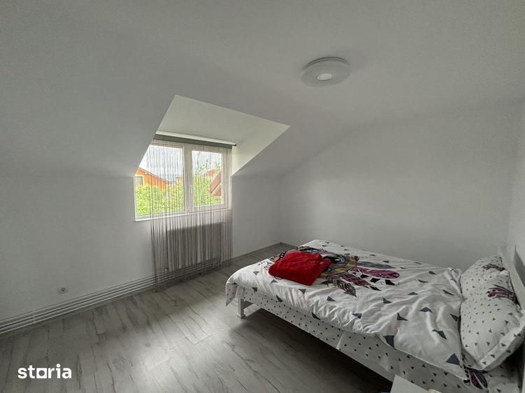 Casă cu 6 camere cu Teren 900 Mp în Jucu