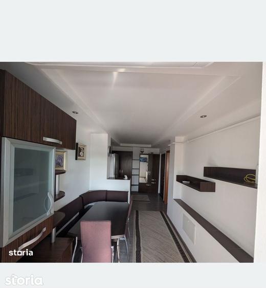 Apartament cu 2 camere decomandat în Calea București
