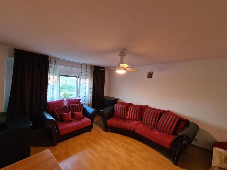 Apartament cu 2 camere decomandat în Exterior Vest