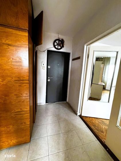 Garsonieră decomandată în Oancea