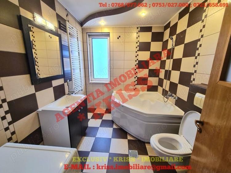 Apartament cu 3 camere decomandat în Craiovei