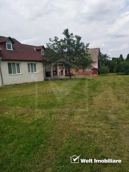 Casă individuală cu 4 camere cu Canalizare în Sâncraiu
