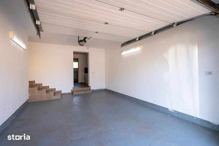 Casă cu 4 camere cu Teren 681 Mp în Central