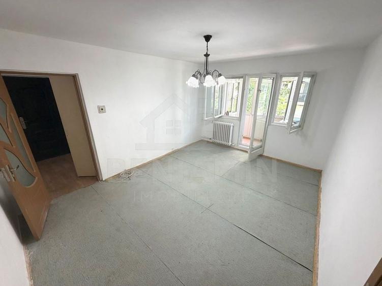 Apartament cu 2 camere semidecomandat în Est