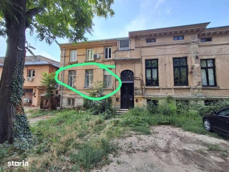 Apartament cu 2 camere decomandat, mobilat în Victoriei